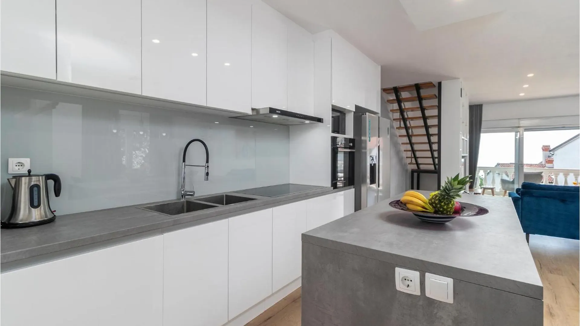 Beautiful Apartment In Pobri With Kitchen فولوسكو