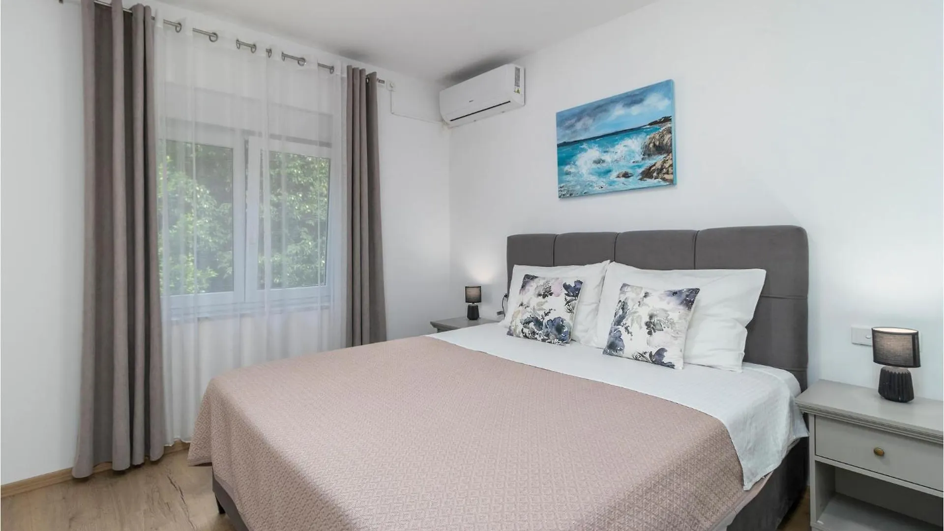 Beautiful Apartment In Pobri With Kitchen فولوسكو