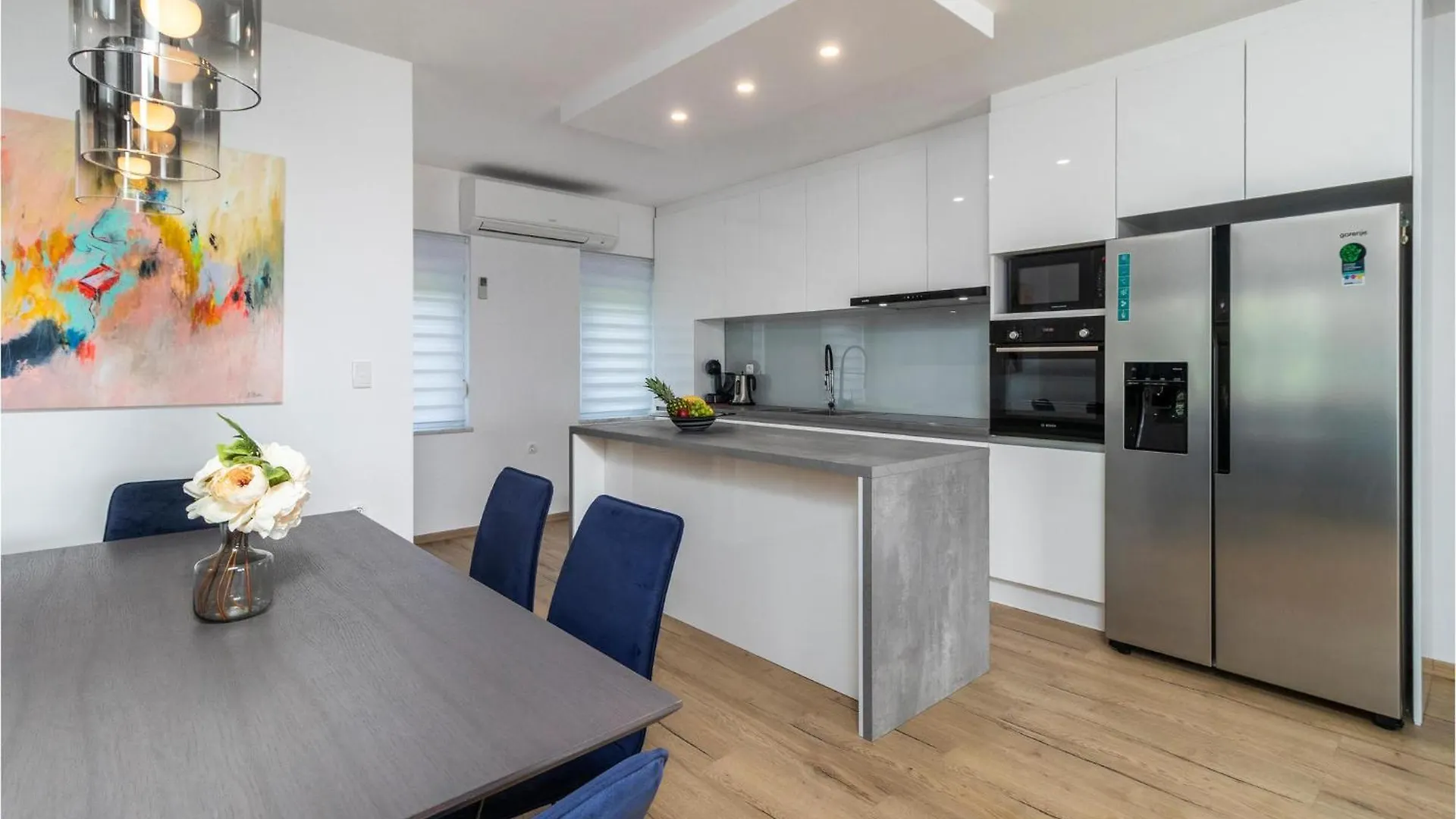 Beautiful Apartment In Pobri With Kitchen Volosko