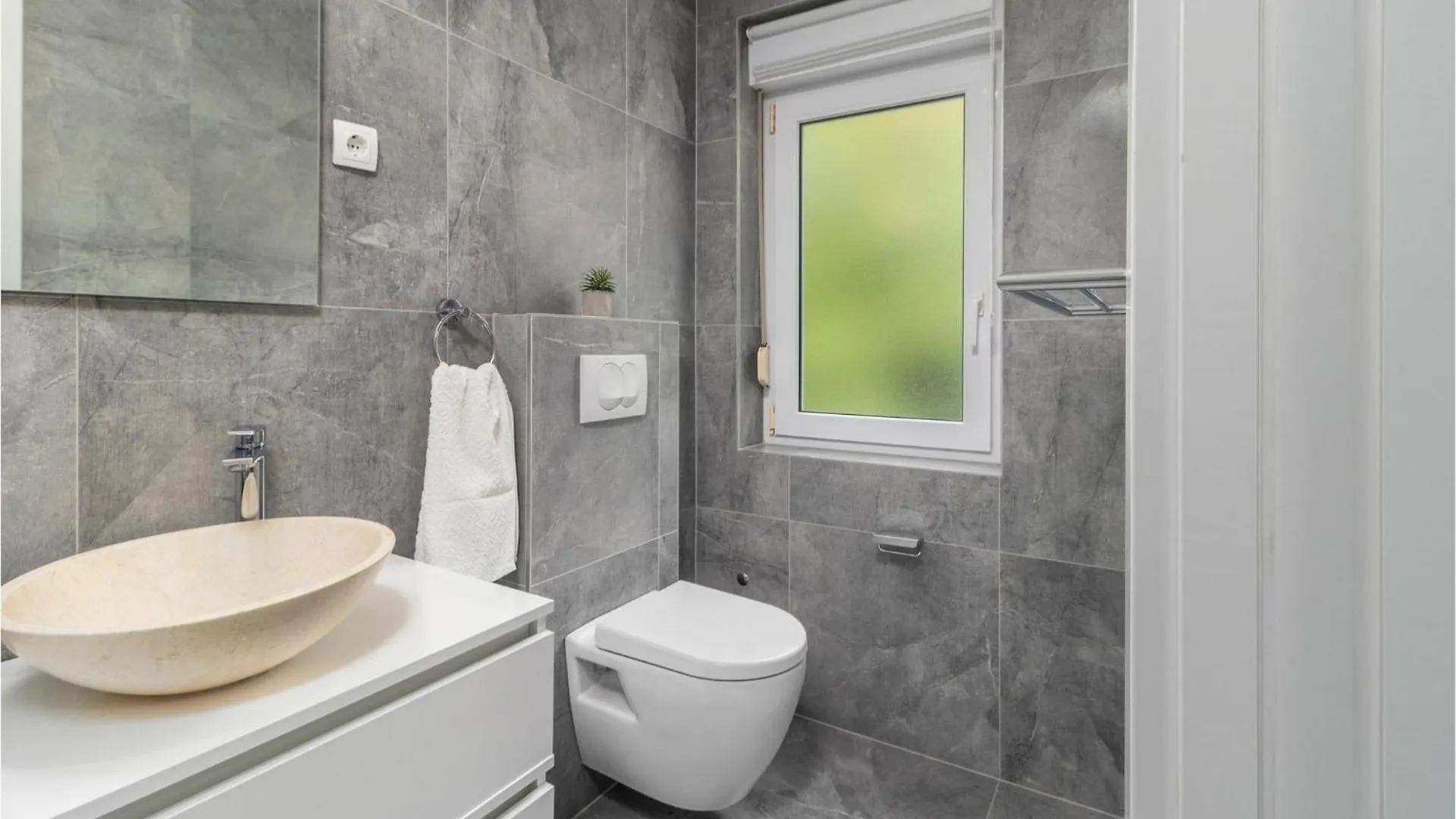 Beautiful Apartment In Pobri With Kitchen Volosko 0*,  Croatia